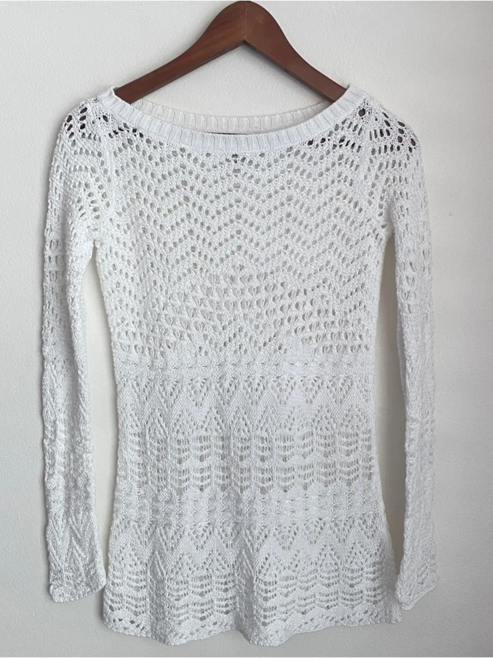 Caché White Crochet Open Knit Sweater Size XS Boatneck Boho Summer Cottagecore